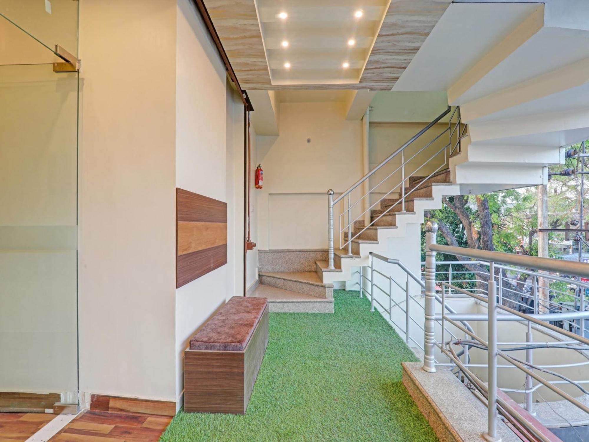 Hotel O The Ashiyana Inn Lucknow Exterior photo